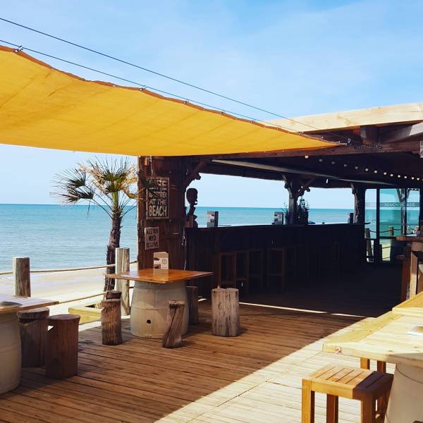 Ou trouver un bar de plage à proximité de l'océan à Lacanau