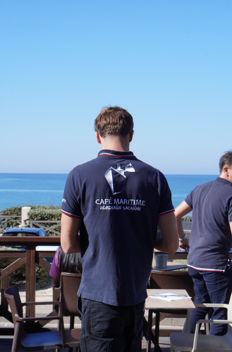 Nouvelle carte été au Café Maritime Lacanau : une saison placée sous le signe de la fraîcheur et de la gourmandise