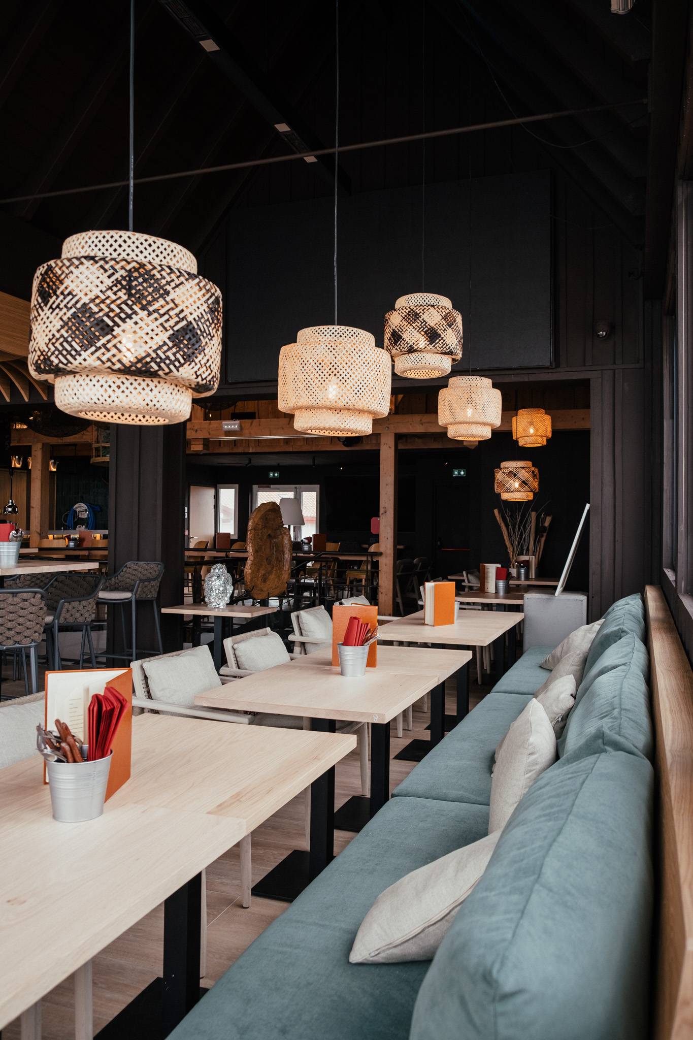 Soirée Spéciale Halloween au Bar Panoramique de Lacanau : vue à couper le souffle et ambiance infernale 