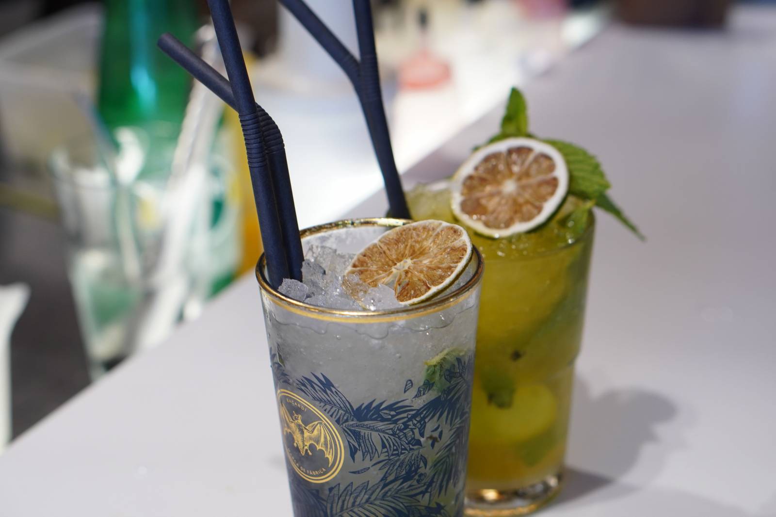 Le spot idéal pour savourer un cocktail en regardant le coucher de soleil à Lacanau.