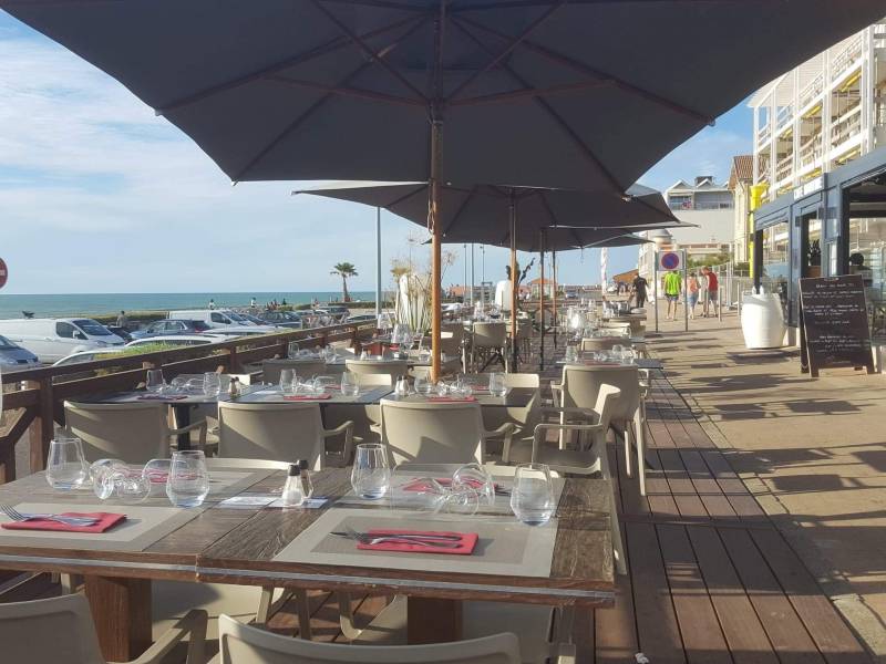 Restaurant à Lacanau avec terrasse 